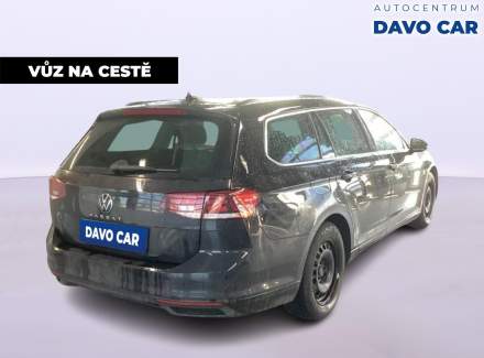 Volkswagen - Passat