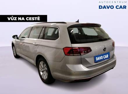 Volkswagen - Passat
