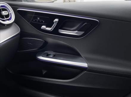 Mercedes-Benz - C-class