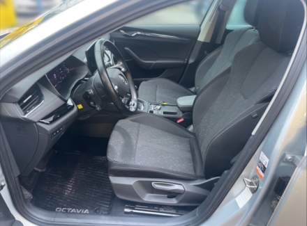 Škoda - Octavia
