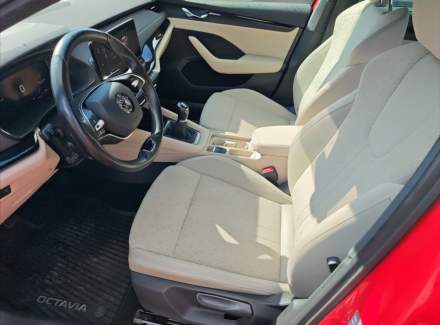 Škoda - Octavia