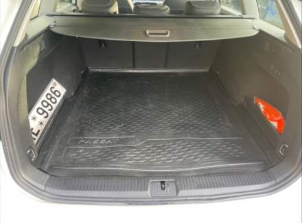 Volkswagen - Passat