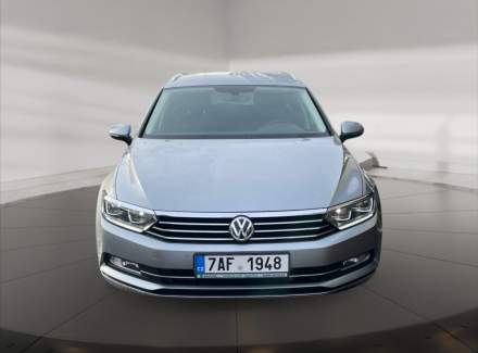 Volkswagen - Passat