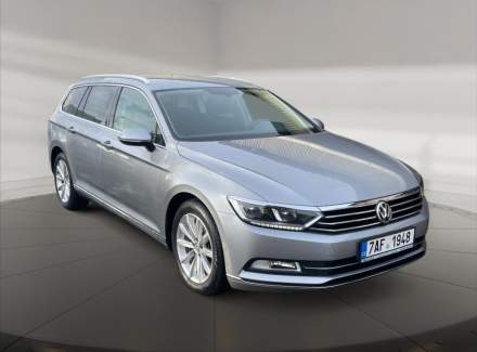 Volkswagen - Passat