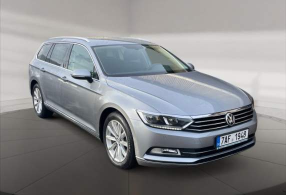 Volkswagen - Passat