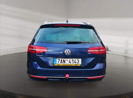 Volkswagen - Passat