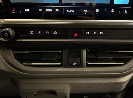 Volkswagen - Caravelle