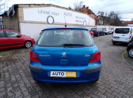 Peugeot - 307