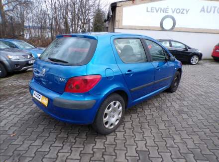 Peugeot - 307