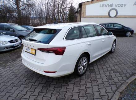 Škoda - Octavia