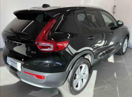 Volvo - XC40