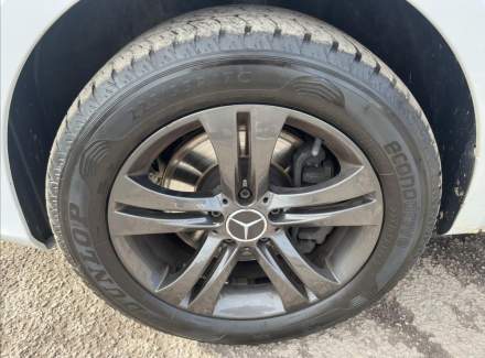 Mercedes-Benz - Vito