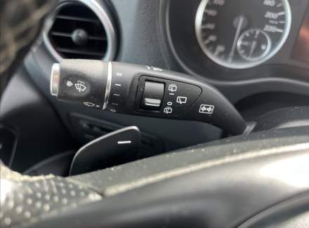 Mercedes-Benz - Vito