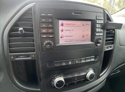 Mercedes-Benz - Vito