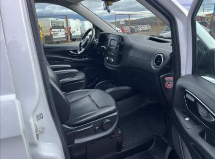 Mercedes-Benz - Vito