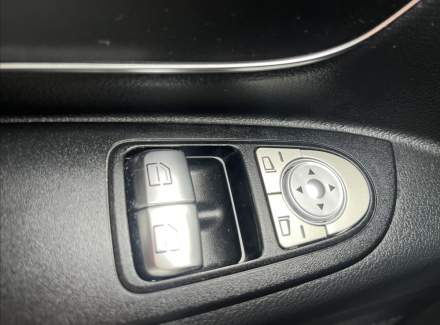 Mercedes-Benz - Vito