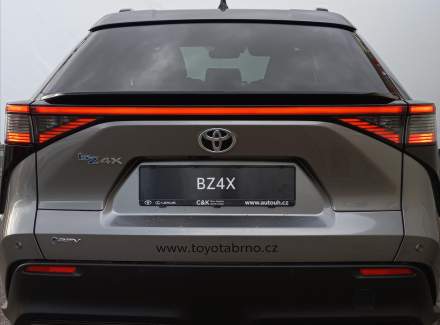 Toyota - bZ4X