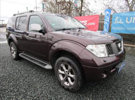 Nissan - Pathfinder