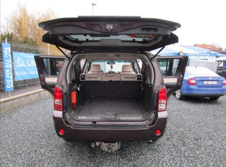 Nissan - Pathfinder