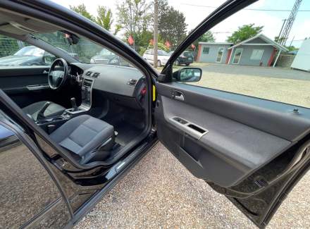 Volvo - S40