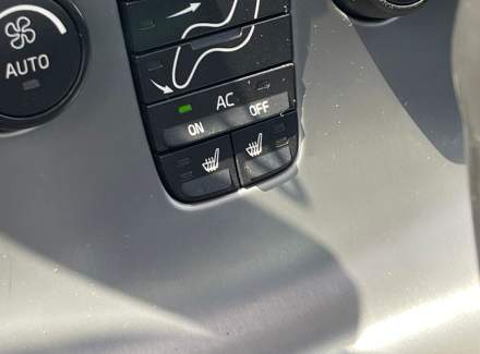 Volvo - S40