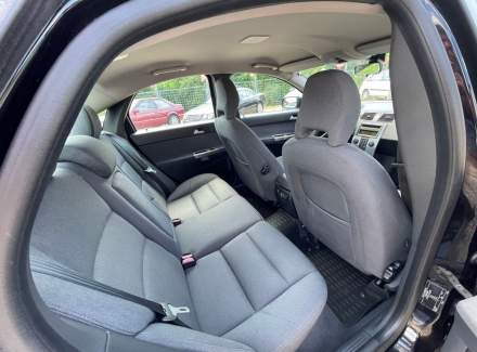 Volvo - S40
