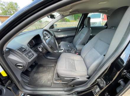 Volvo - S40