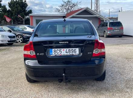 Volvo - S40