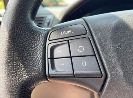 Volvo - S40