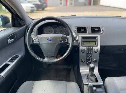 Volvo - S40
