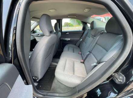 Volvo - S40