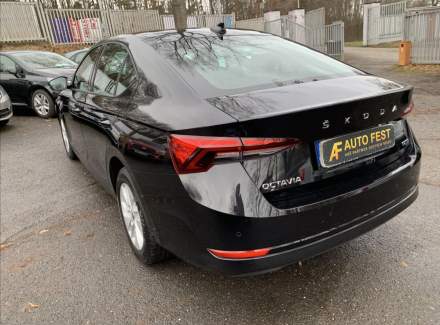Škoda - Octavia