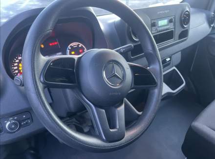 Mercedes-Benz - eSprinter