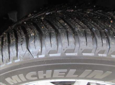 Land Rover - Discovery Sport