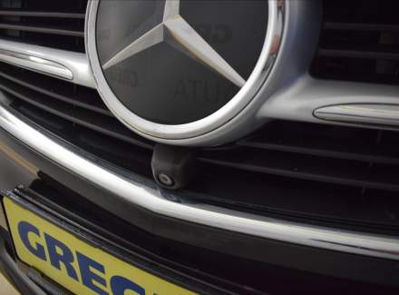 Mercedes-Benz - V-class