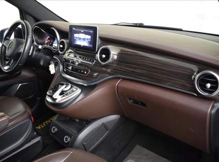 Mercedes-Benz - V-class