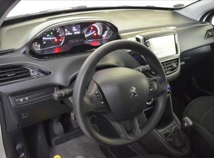 Peugeot - 208