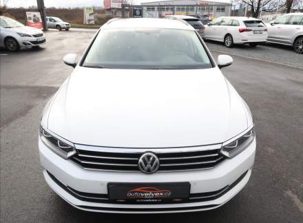 Volkswagen - Passat