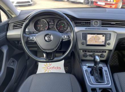 Volkswagen - Passat