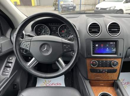 Mercedes-Benz - M-class