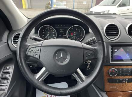 Mercedes-Benz - M-class