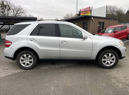 Mercedes-Benz - M-class