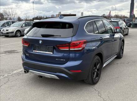 BMW - X1