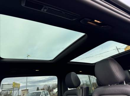 Mercedes-Benz - V-class