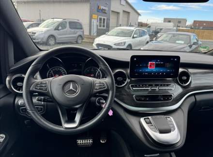 Mercedes-Benz - V-class