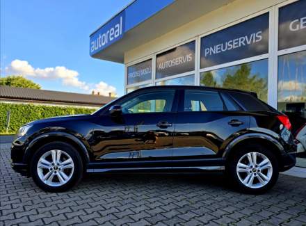 Audi - Q2
