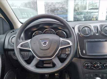 Dacia - Sandero