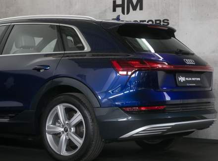 Audi - E-tron