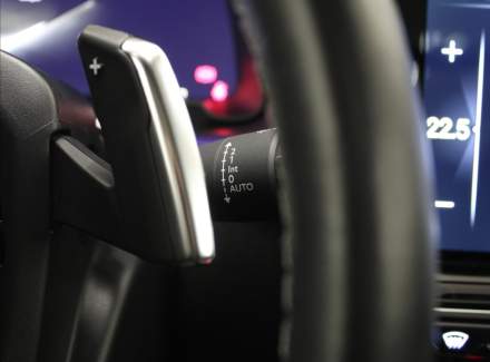 DS Automobiles - DS7 Crossback