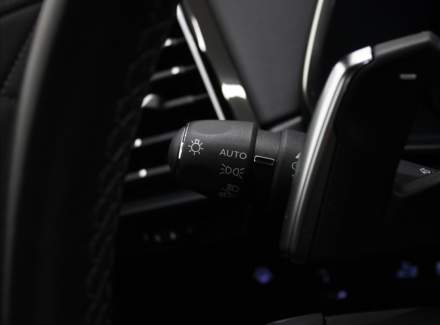 DS Automobiles - DS7 Crossback